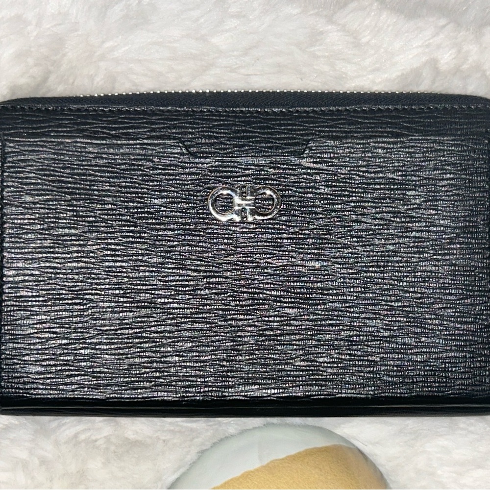 Salvatore Ferragamo Black Zippy Wallet
